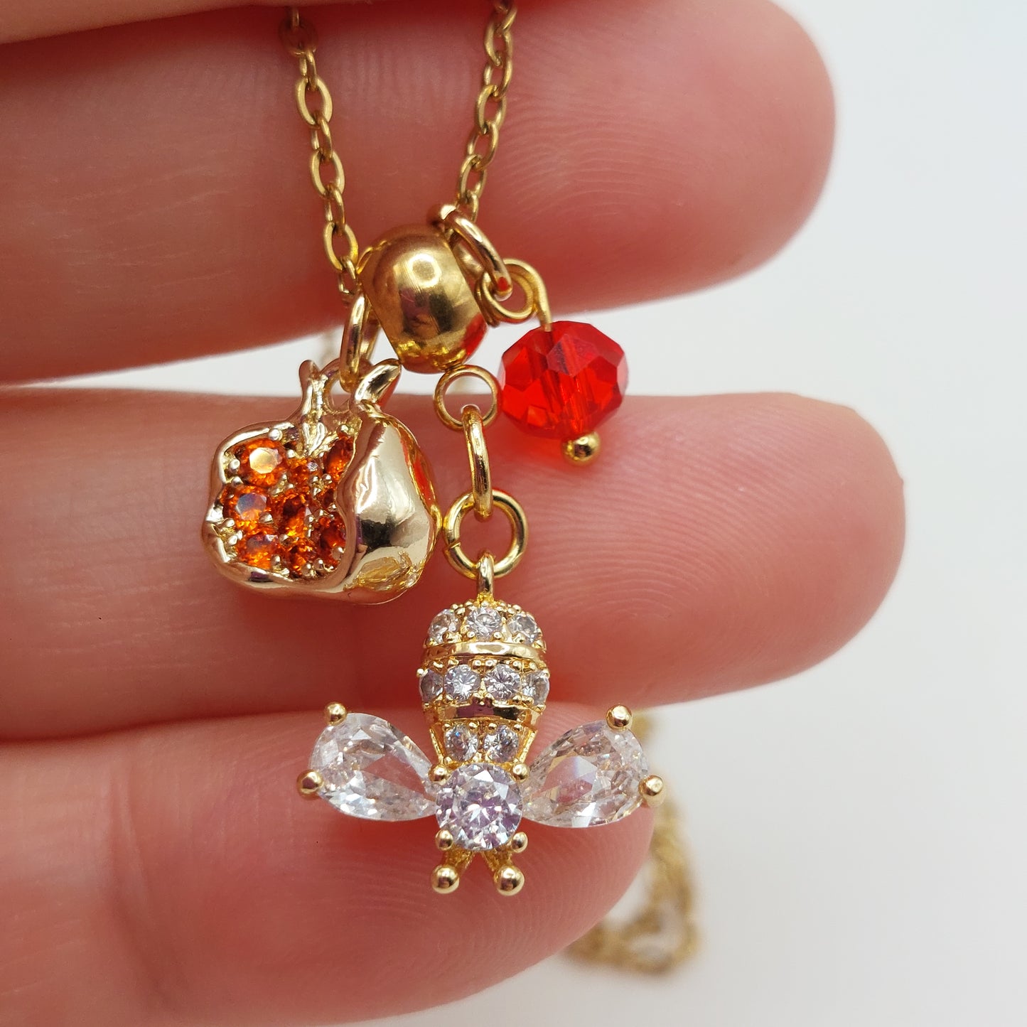 Crystal Bee pomegranate gold plated necklace