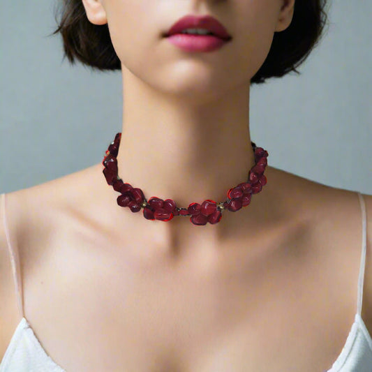 Pomegranate choker with stud earrings