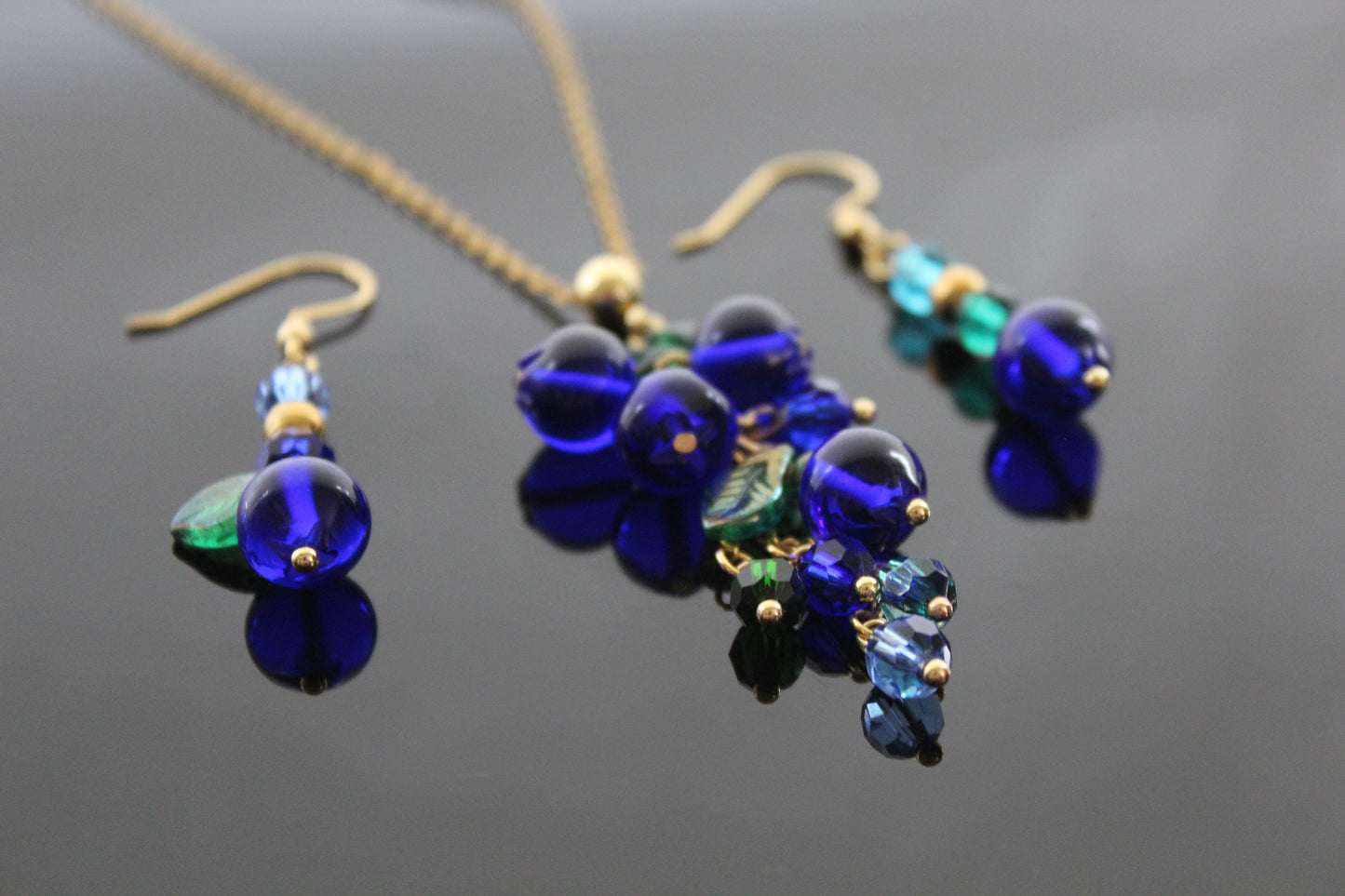 Glass blueberry jewelry set