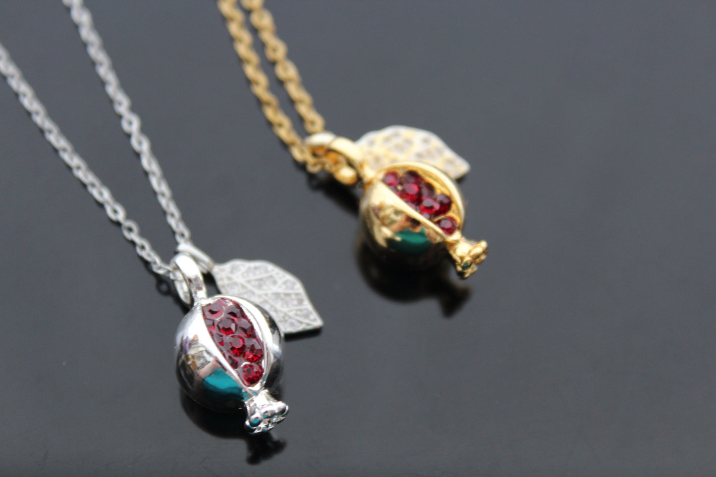 Handmade pomegranate pendant necklace with glass beads