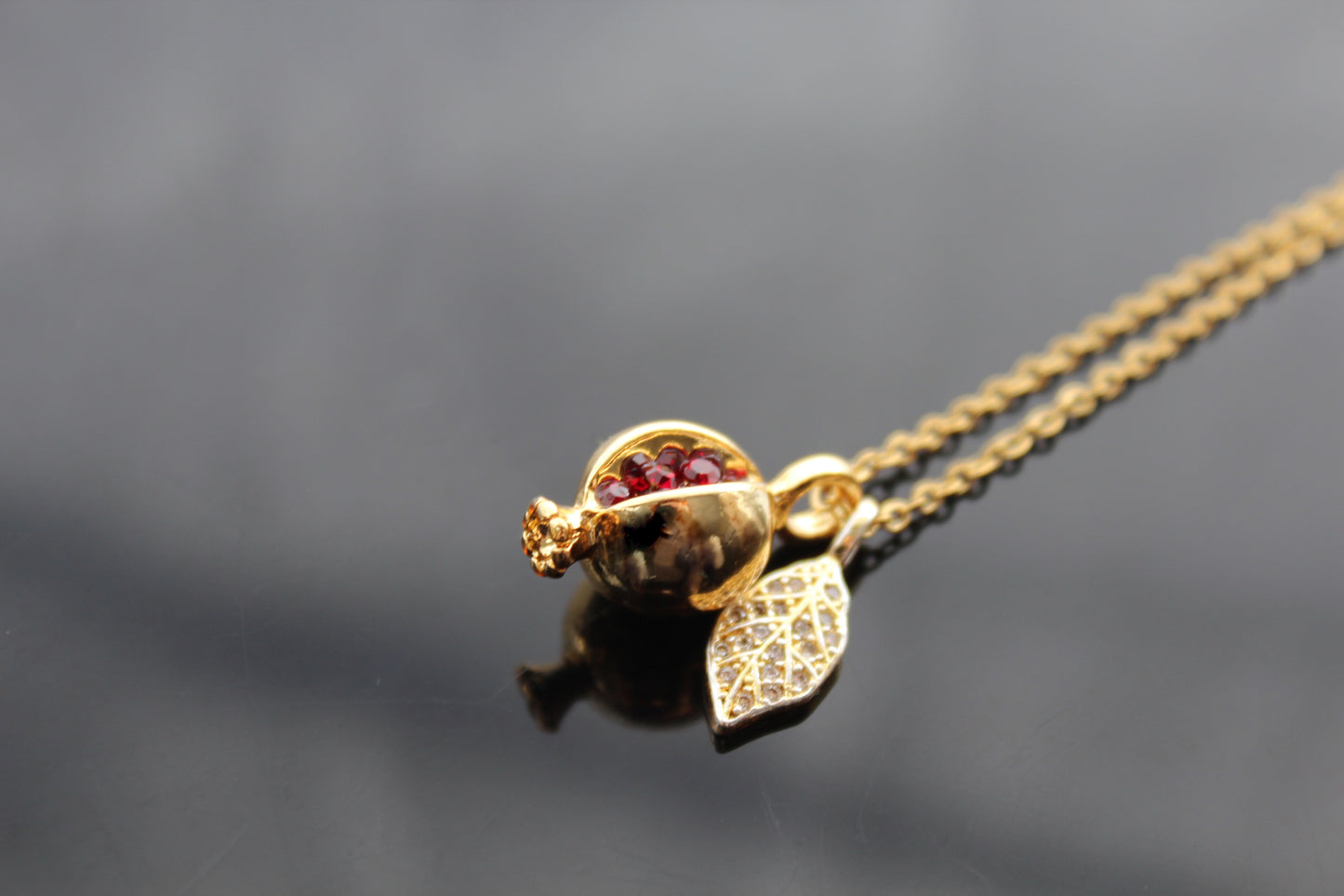 Handmade pomegranate pendant necklace with glass beads