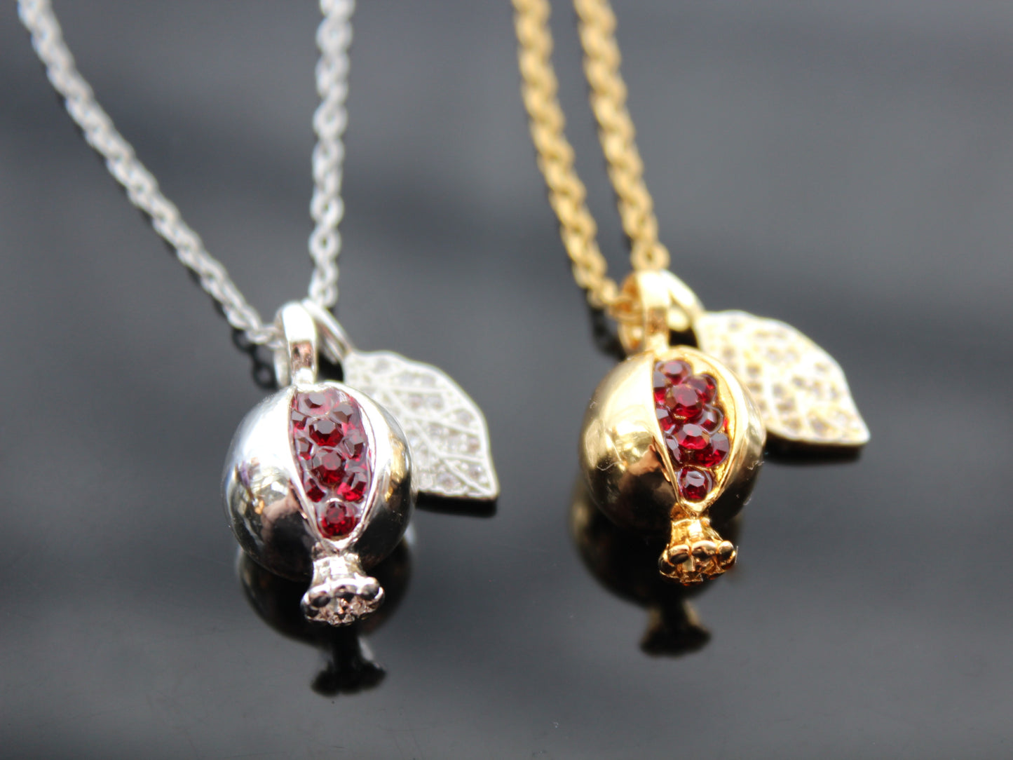 Handmade pomegranate pendant necklace with glass beads