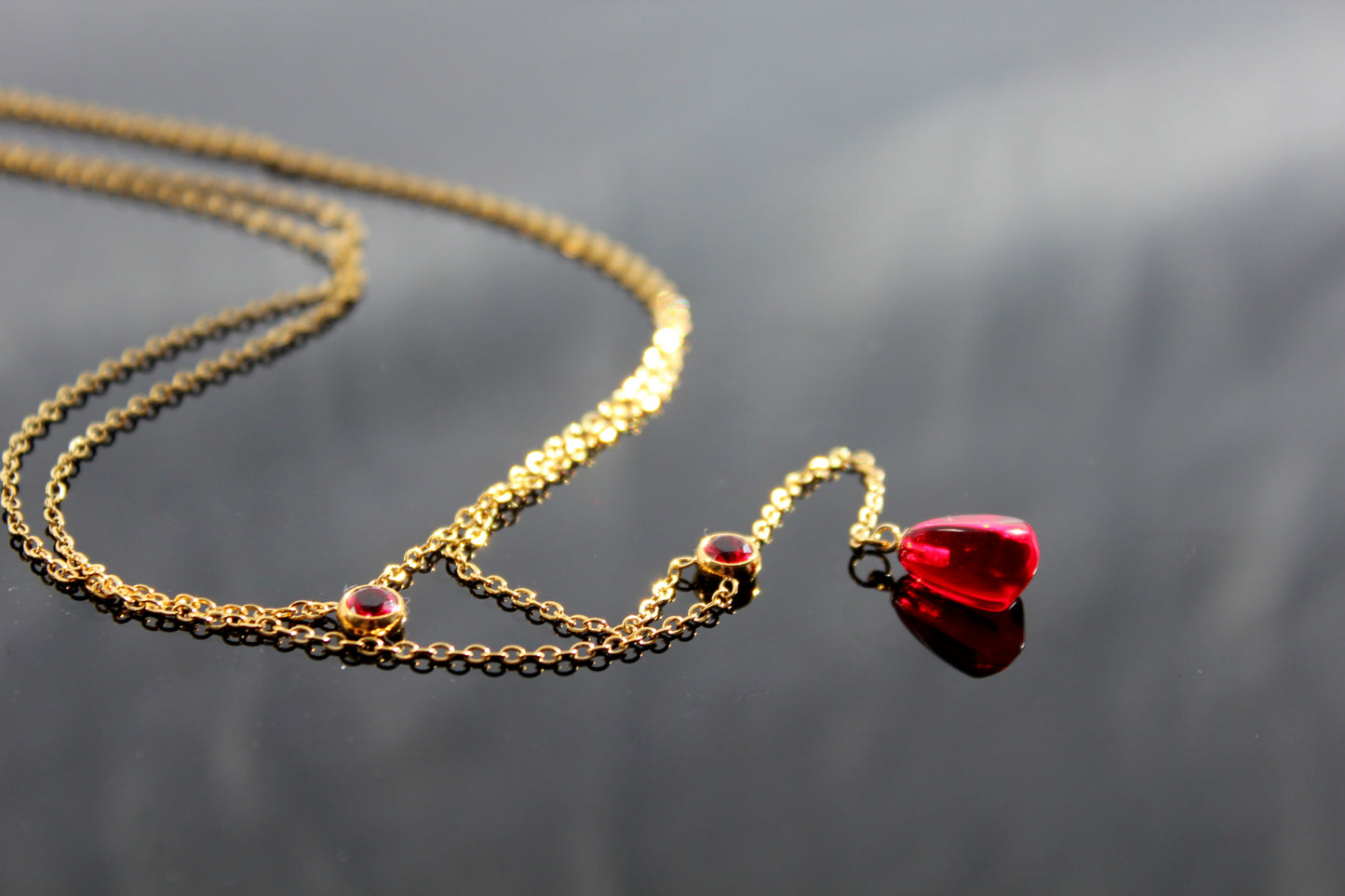 Glass pomegranate seed Y shape layered necklace