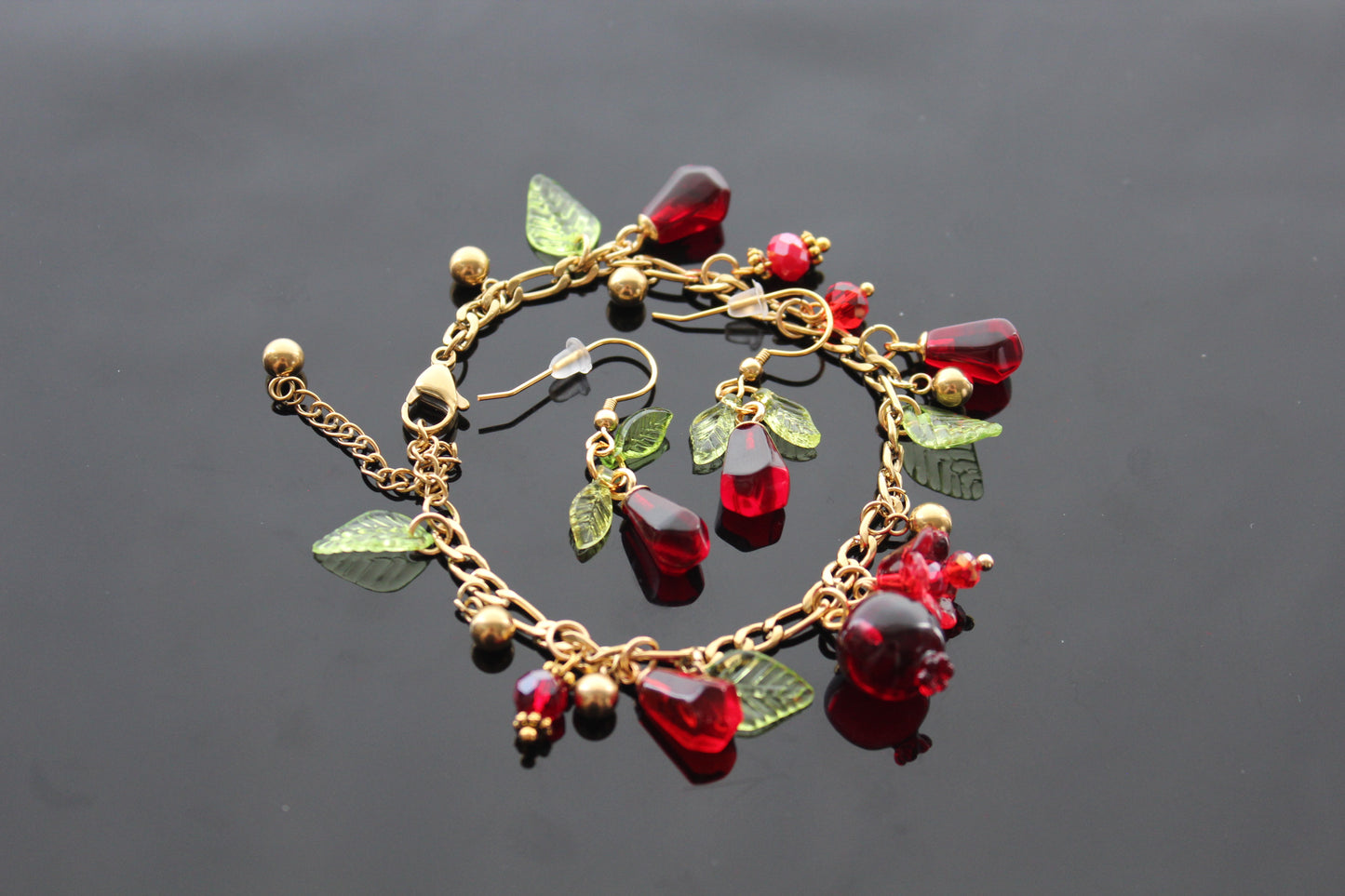 18K gold plated handmade stainless still pomegranate bracelet with resin beads