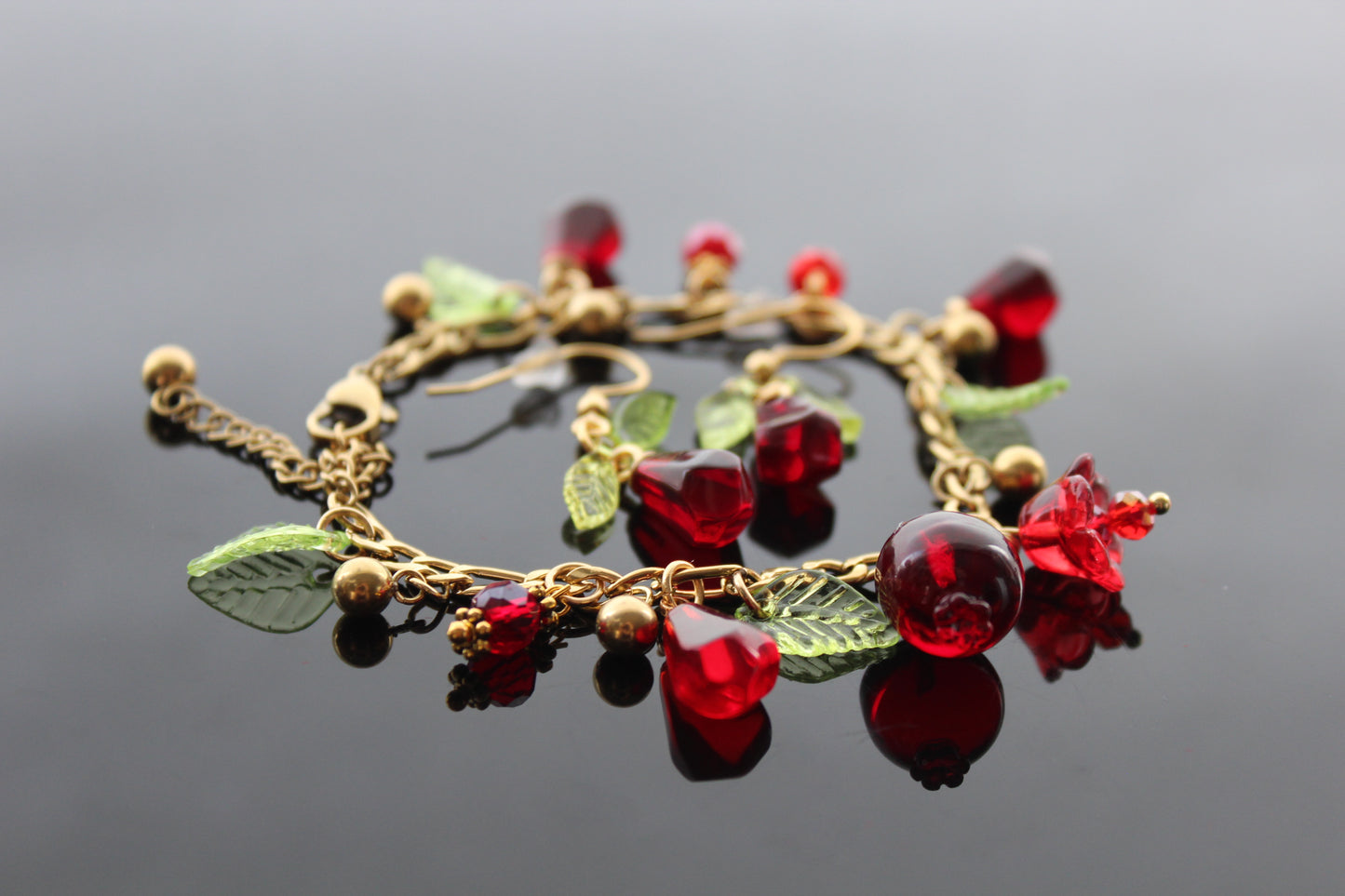 18K gold plated handmade stainless still pomegranate bracelet with resin beads