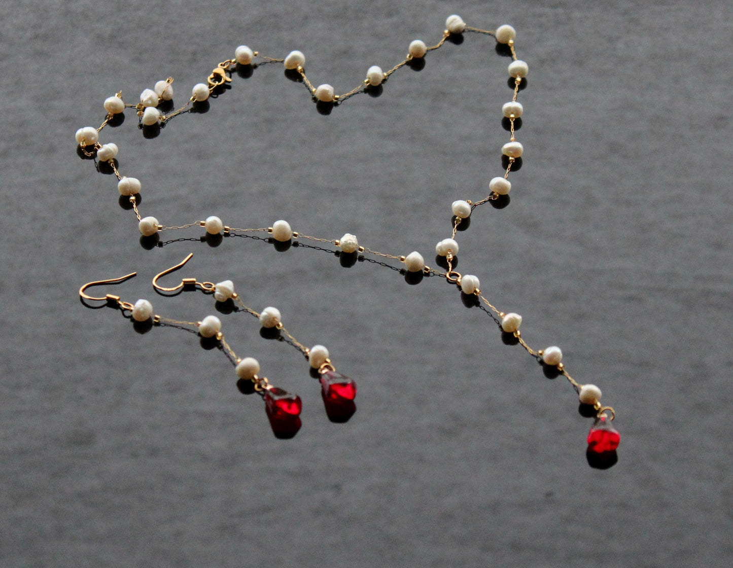 Handmade 18K gold plated stainless steel non tarnish Pomegranate glass seeds jewelry set with natural pearls