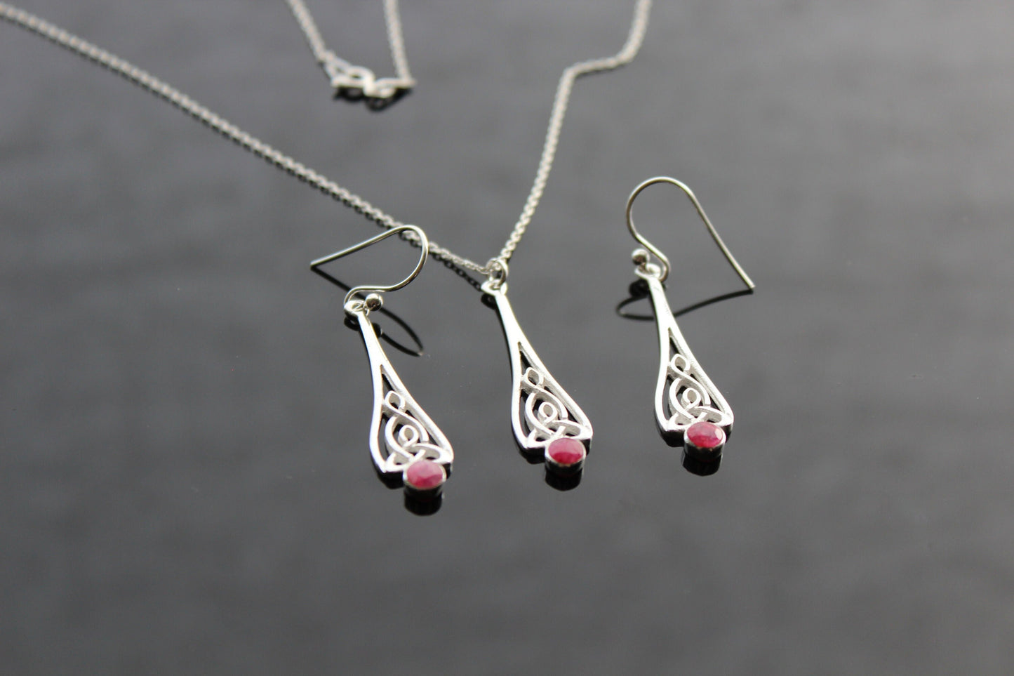 925 sterling silver Armenian ornament jewelry with natural garnet