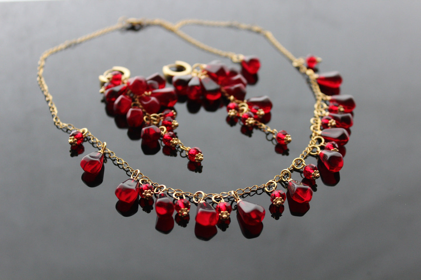 Handmade pomegranate seeds 18K gold plated stainless steel jewelry set with resin charms. Glass set only custom order.