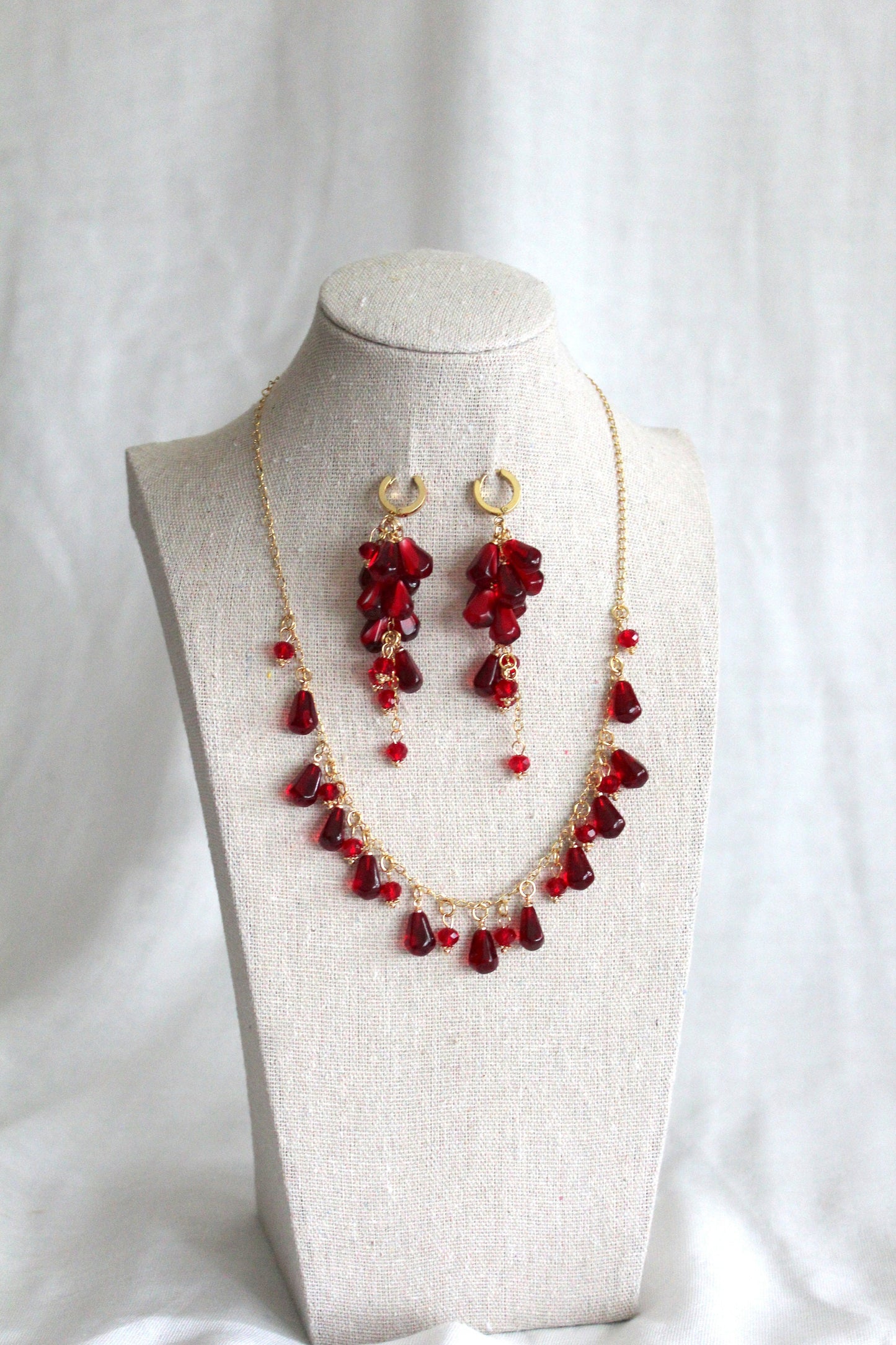Handmade pomegranate seeds 18K gold plated stainless steel jewelry set with resin charms. Glass set only custom order.
