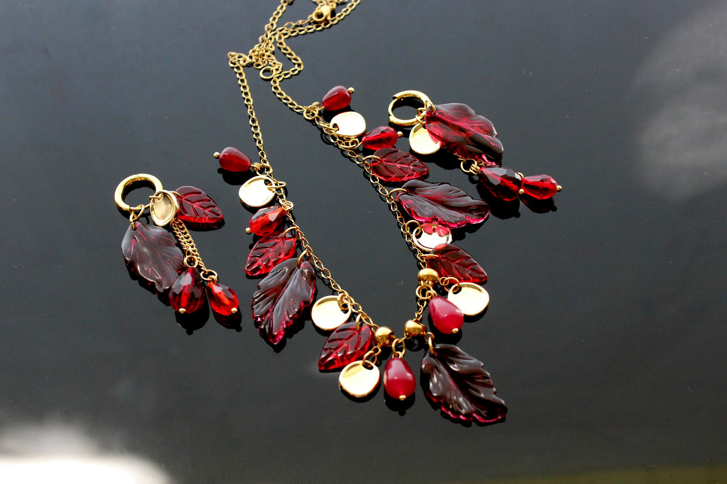 Fall leaves jewelry set with glass and natural red calcedony