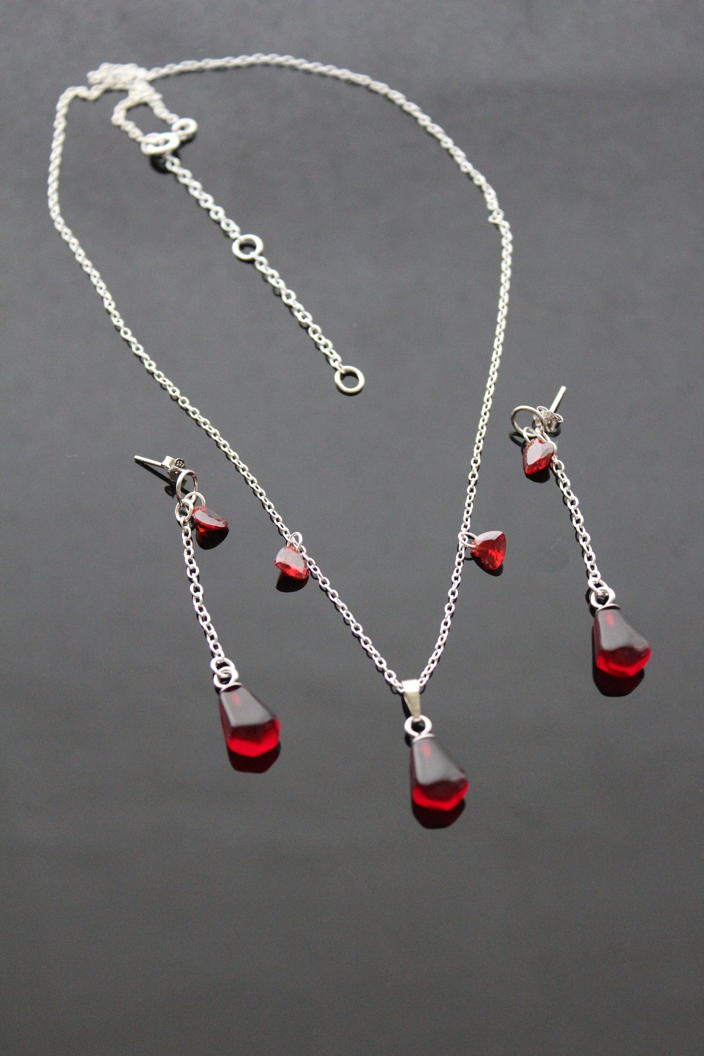 925 sterling silver pomegranate seeds jewelry set with Swarovski heart crystals and glass beads