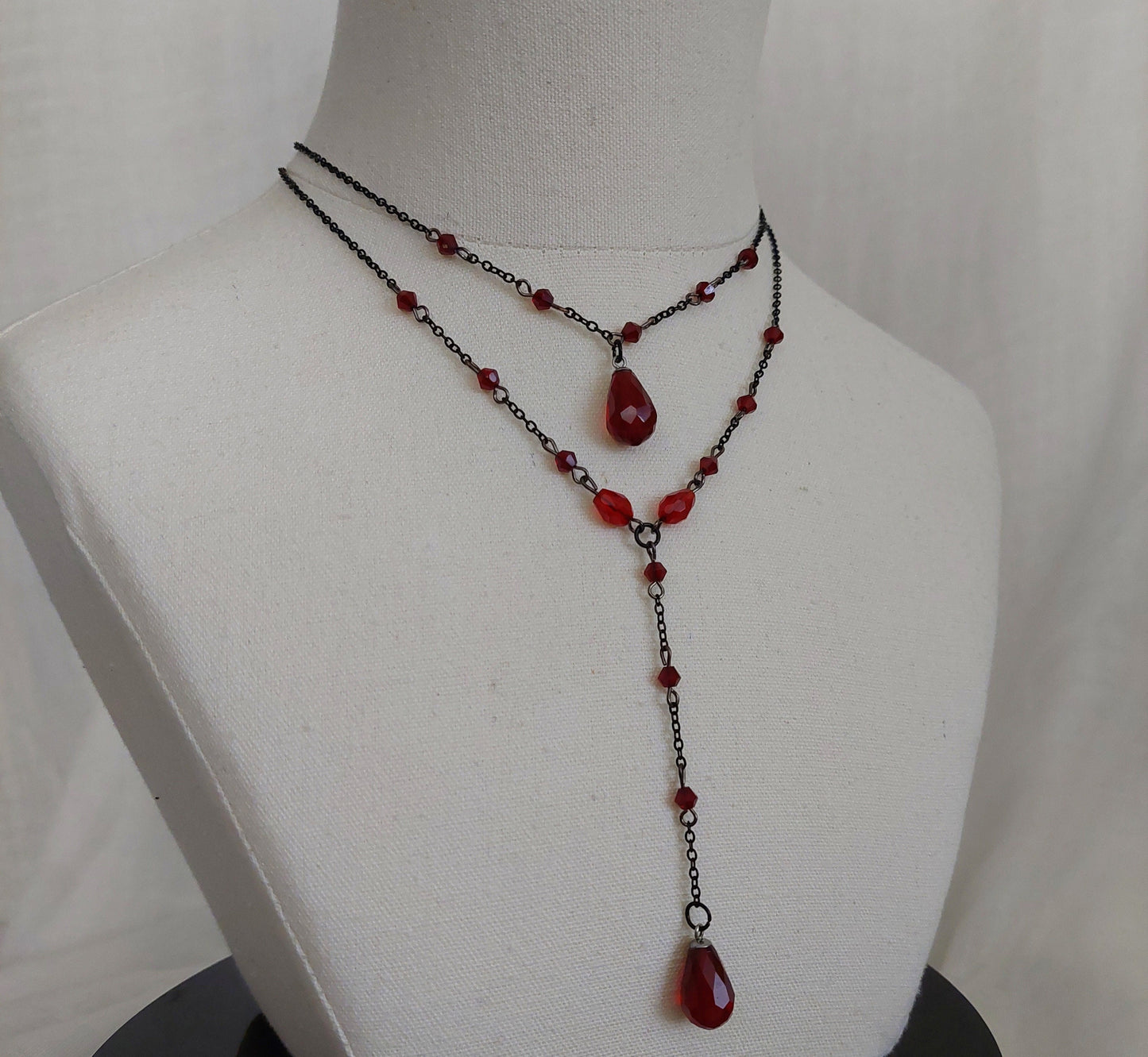 Handmade pomegranate jewelry set with black chain and glass beads