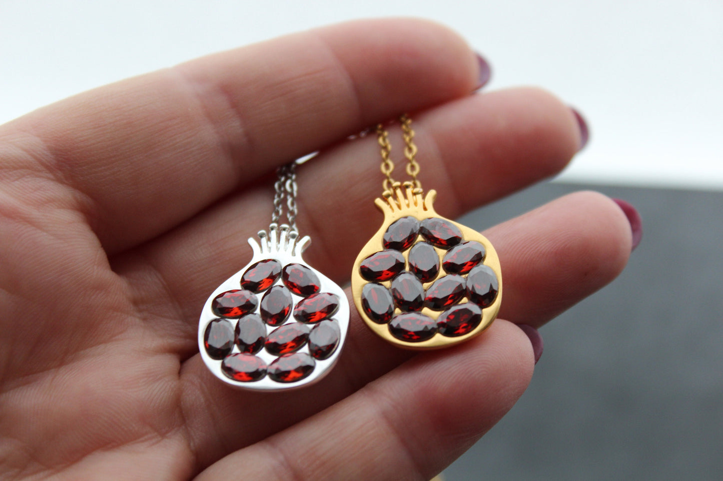 18K gold plated and 925 silver plated pomegranate pendant with AAA grade natural garnet