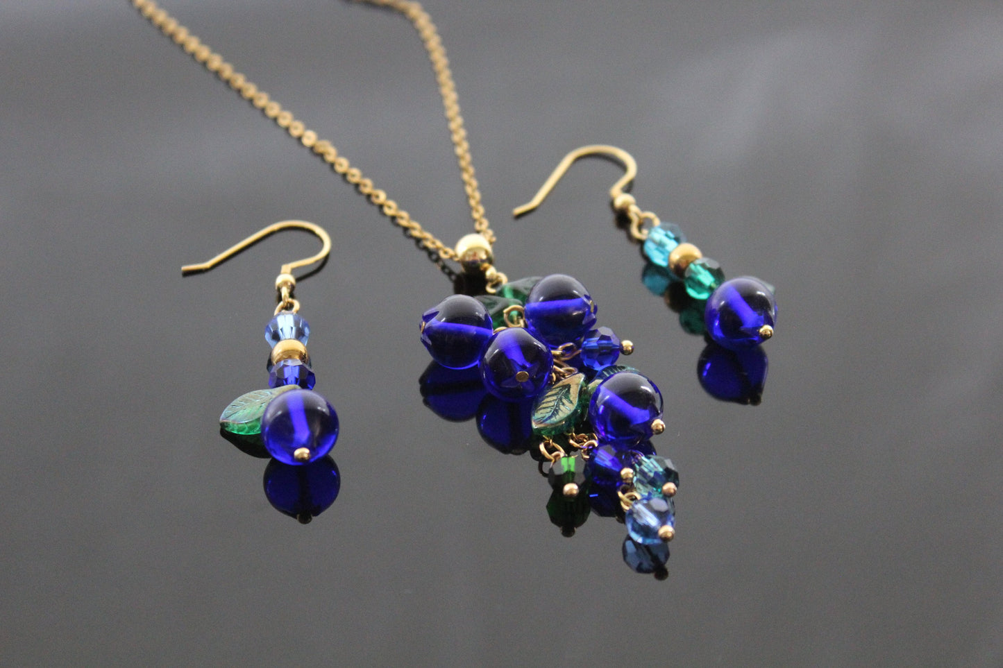 Glass blueberry jewelry set