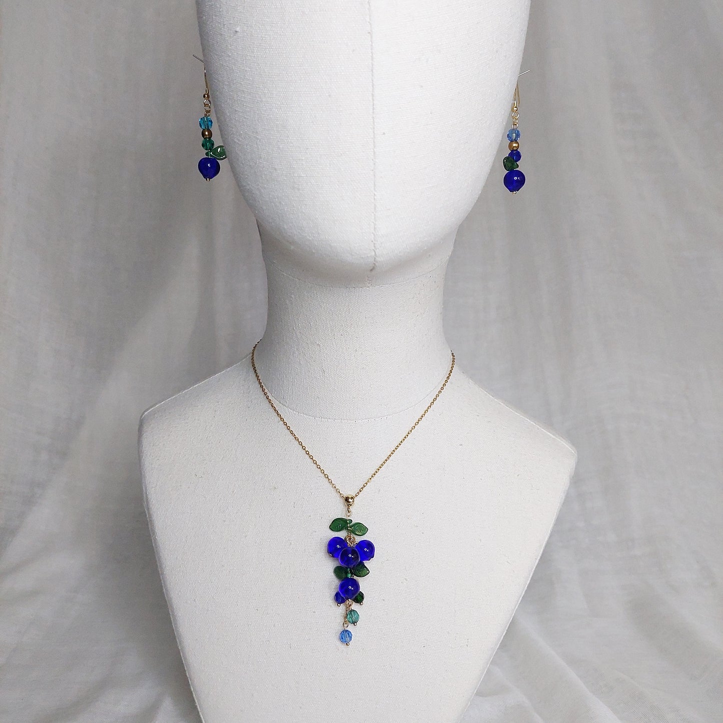 Glass blueberry jewelry set