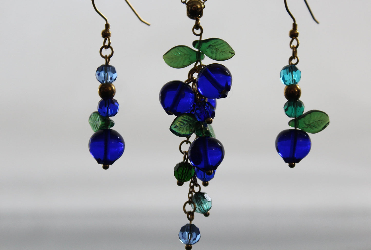 Glass blueberry jewelry set