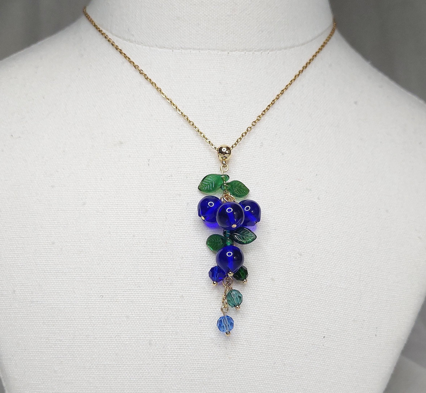 Glass blueberry jewelry set