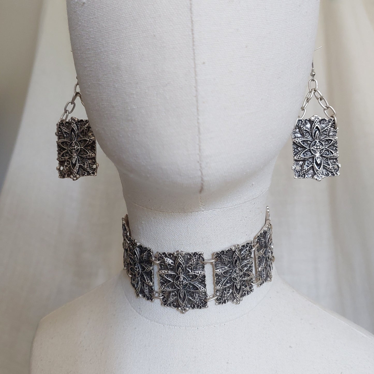 Armenian traditional necklace and earrings set