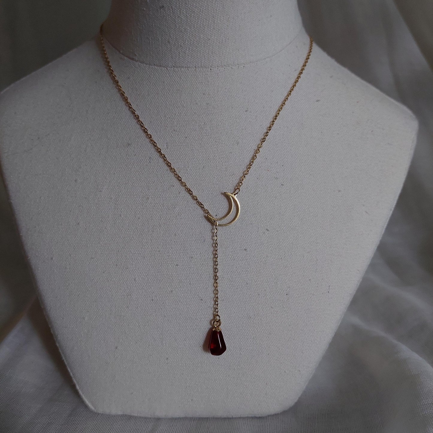 Y shape moon with pomegranate seed jewelry set gold plated stainless steel