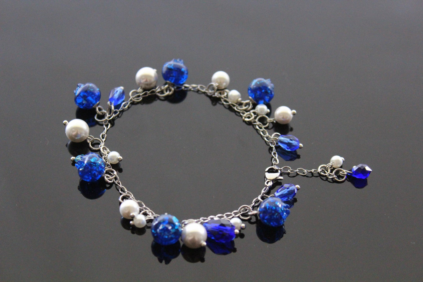 Silver Blueberry jewelry set with glass pearls