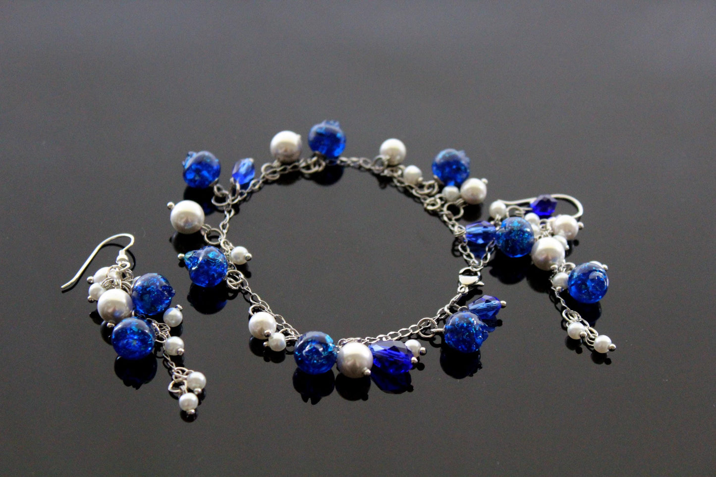 Silver Blueberry jewelry set with glass pearls