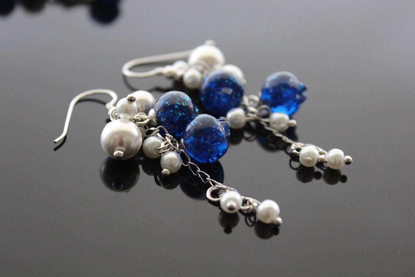 Silver Blueberry jewelry set with glass pearls