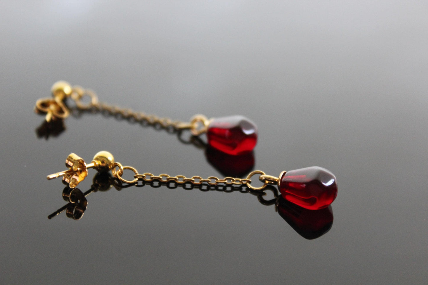 14K gold plated stainless steel Pomegranate resin seed Cascade shape necklace and long drop earrings