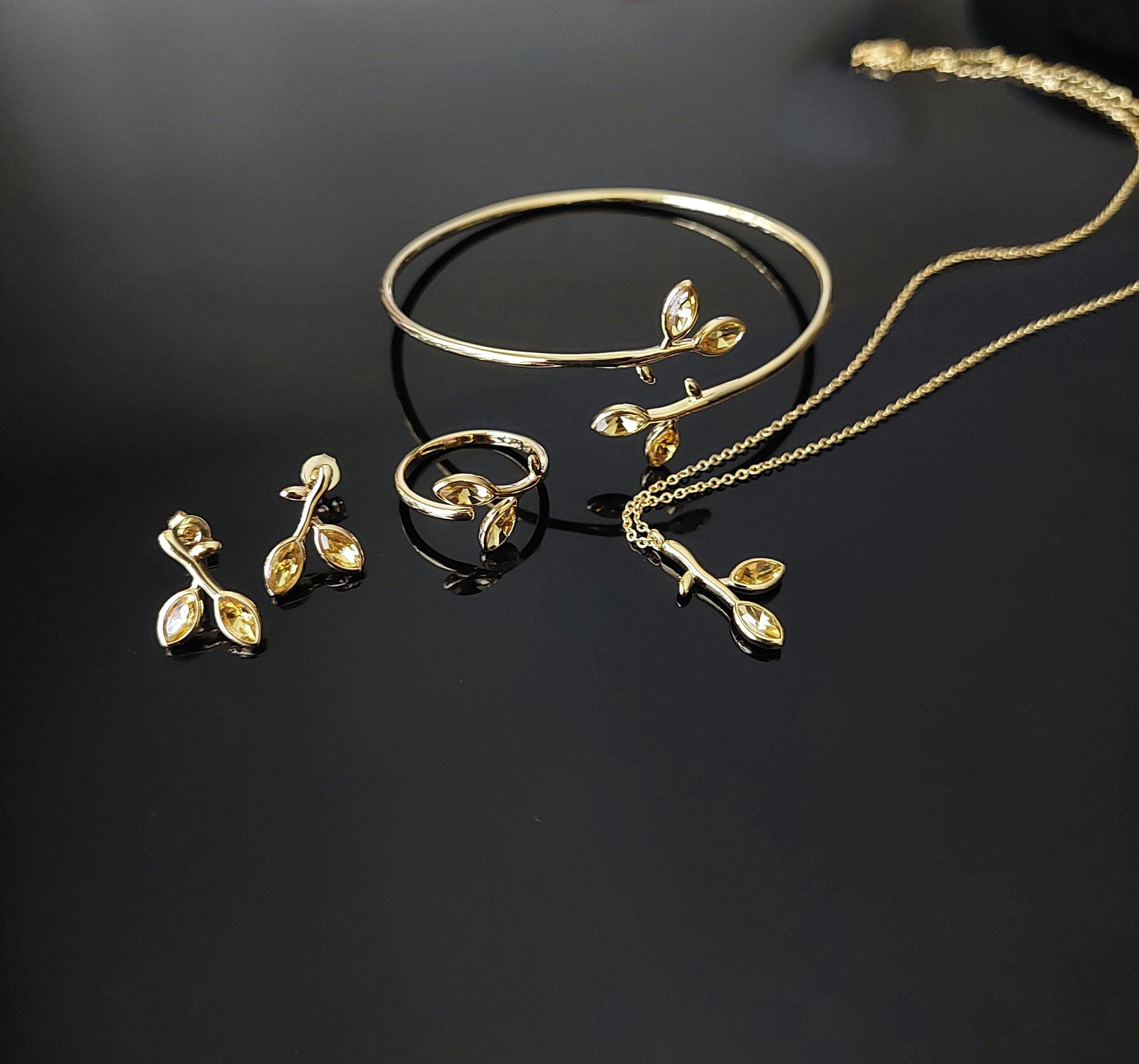 Adjustable Silver and Gold leaves jewelry set