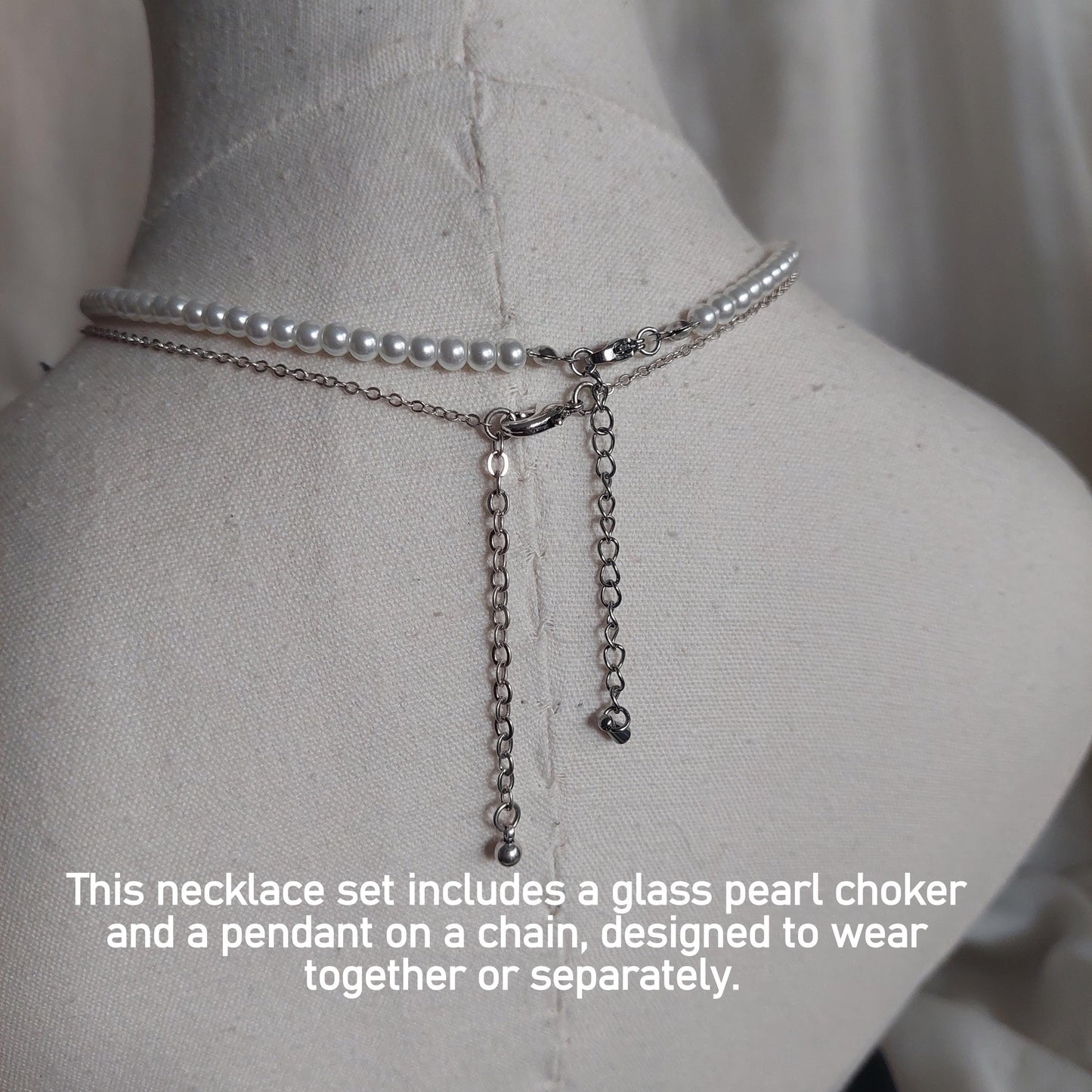 Pomegranate necklace set with pearls