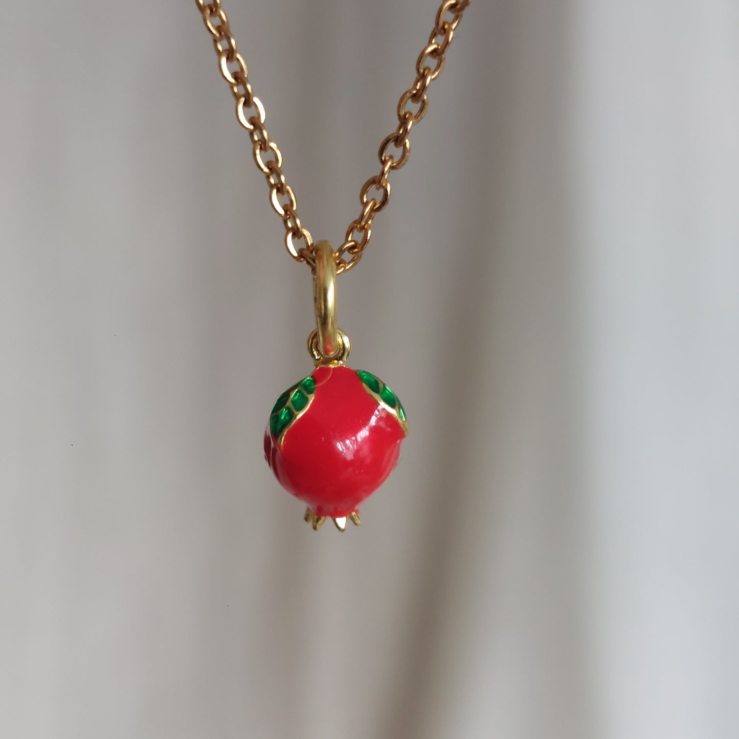 Small delicate Enamel high quality pomegranate charm for jewelry making
