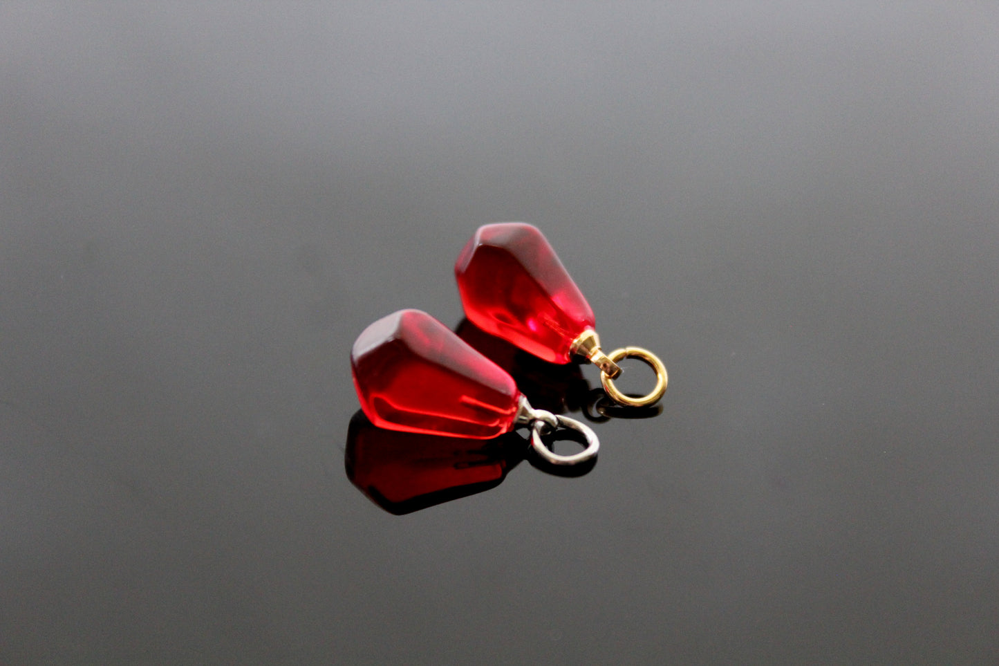 Bulk transparent red resin pomegranate seeds charms for jewelry making