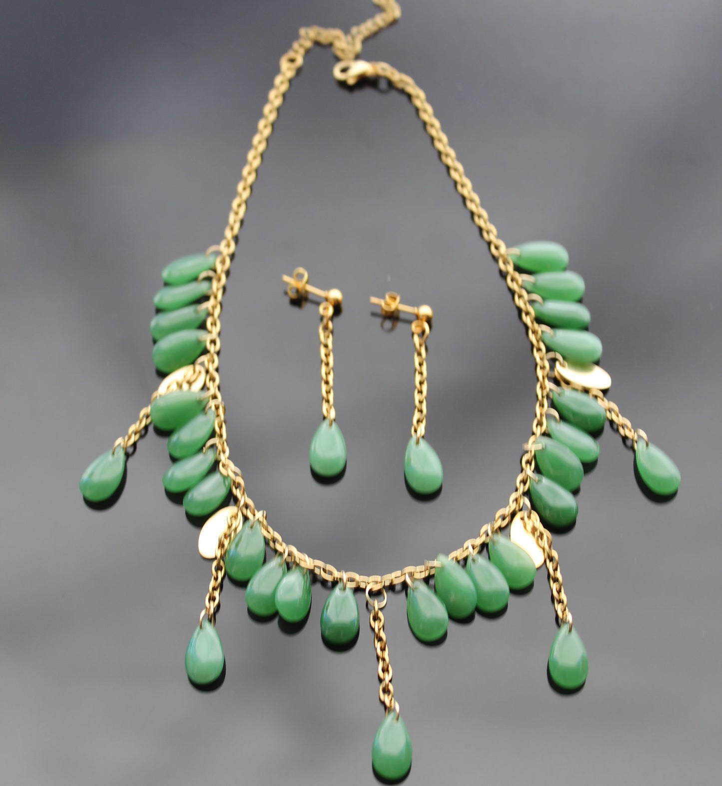 Handmade sage green  drop glass beads jewelry set