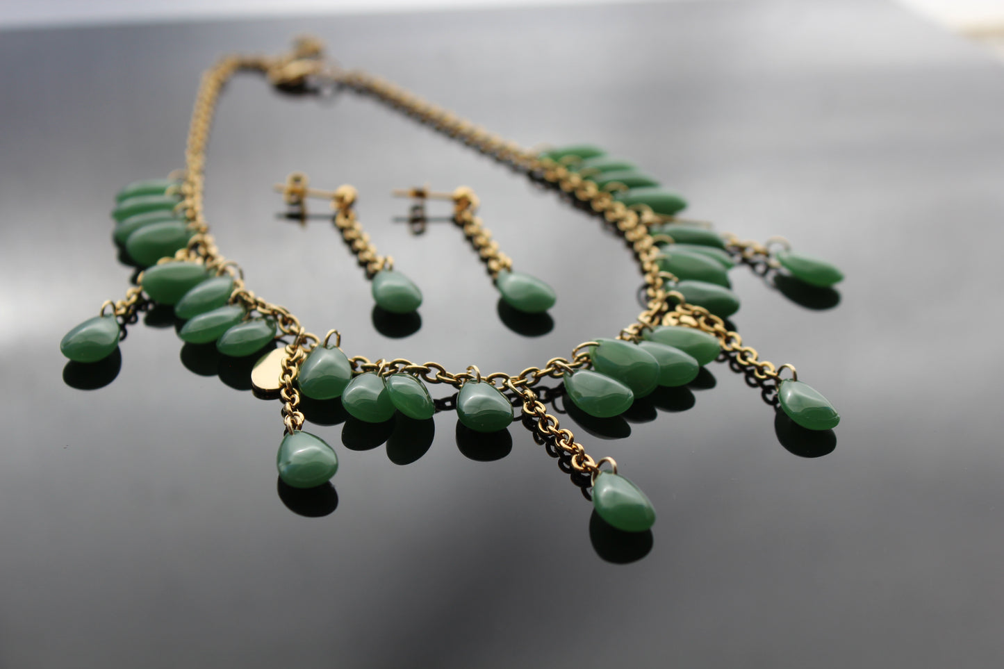 Handmade sage green  drop glass beads jewelry set