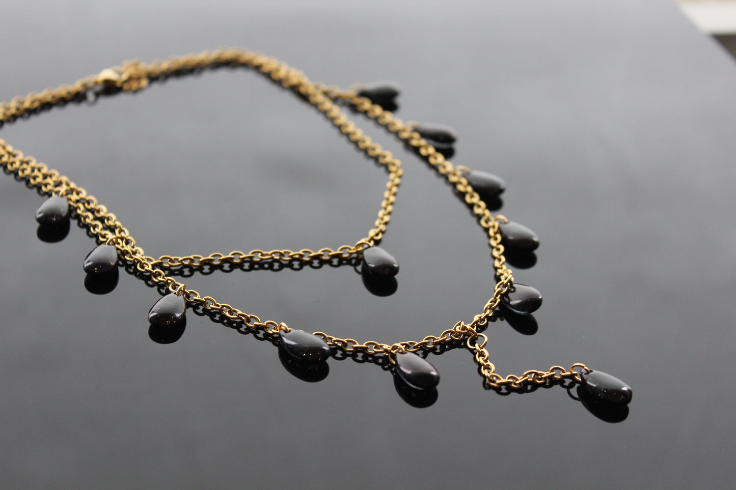 Handmade red drop glass beads necklace