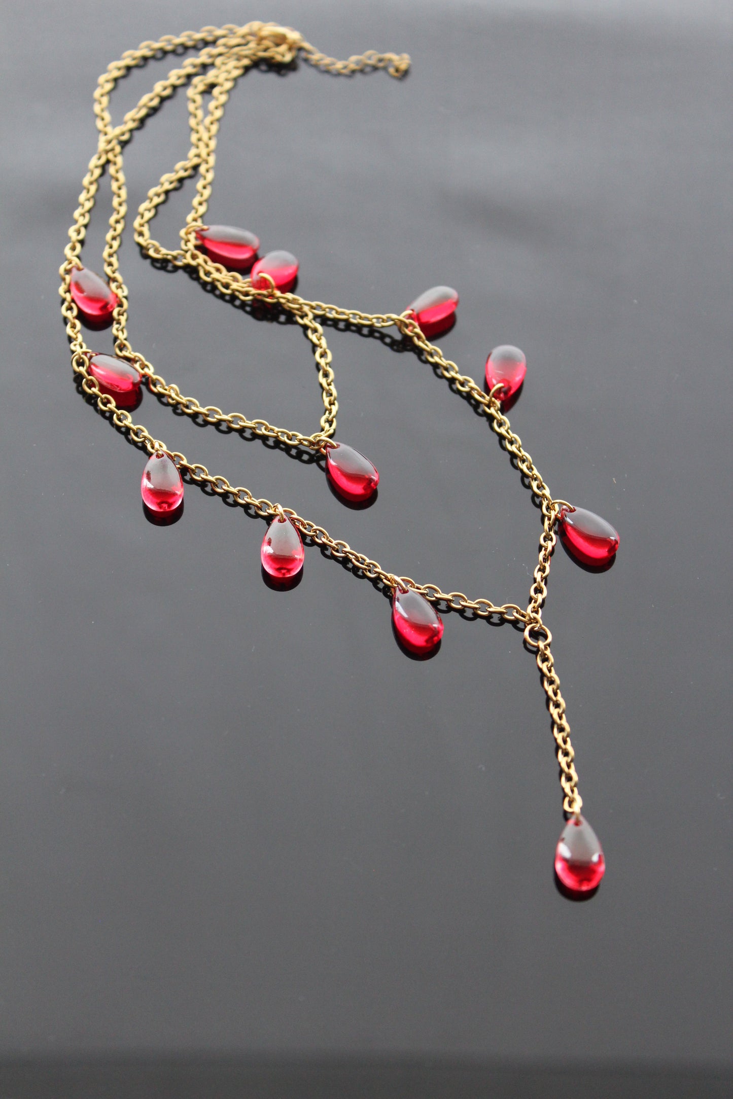 Handmade red drop glass beads necklace