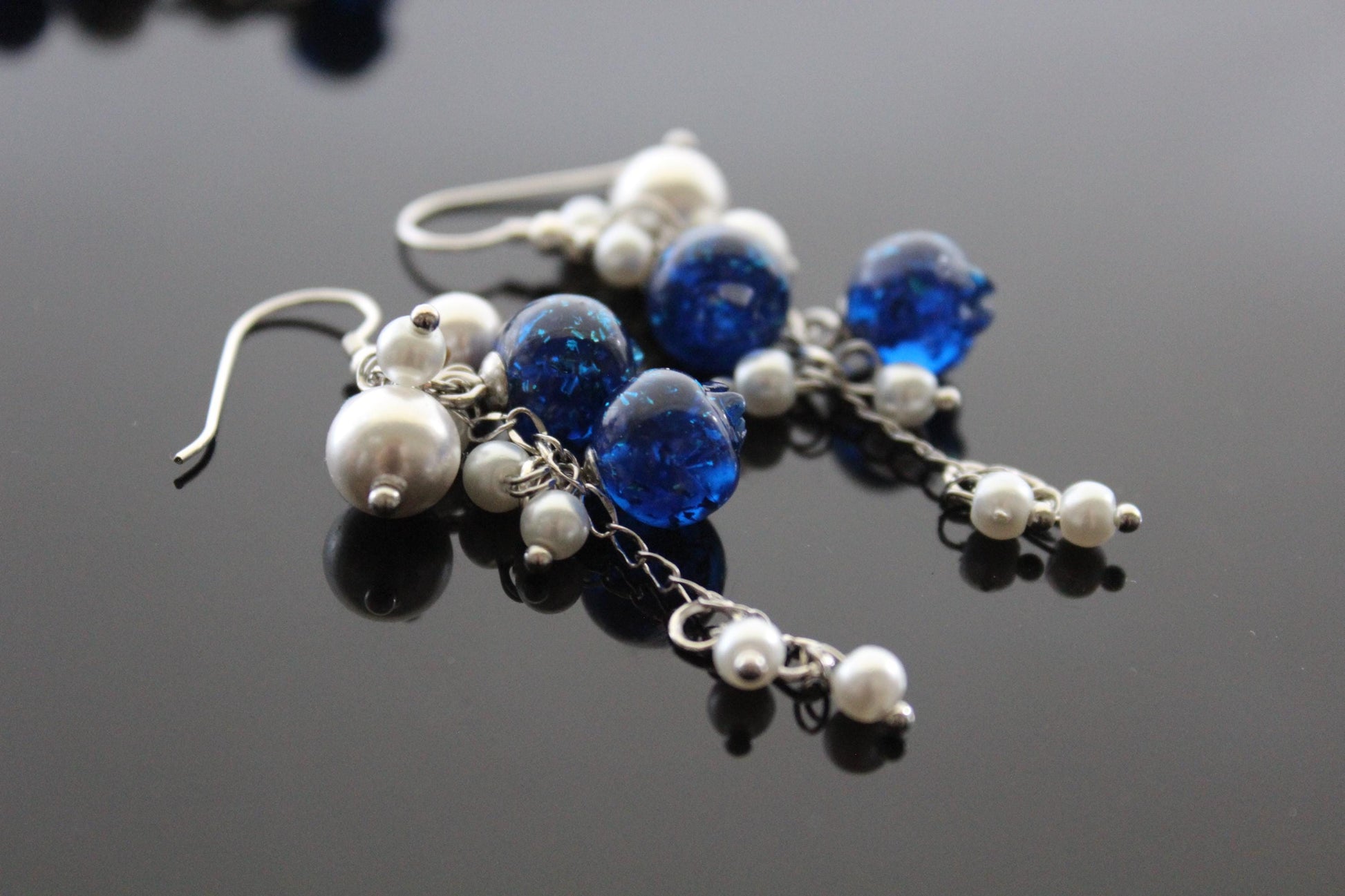 Silver Blueberry jewelry set with glass pearls